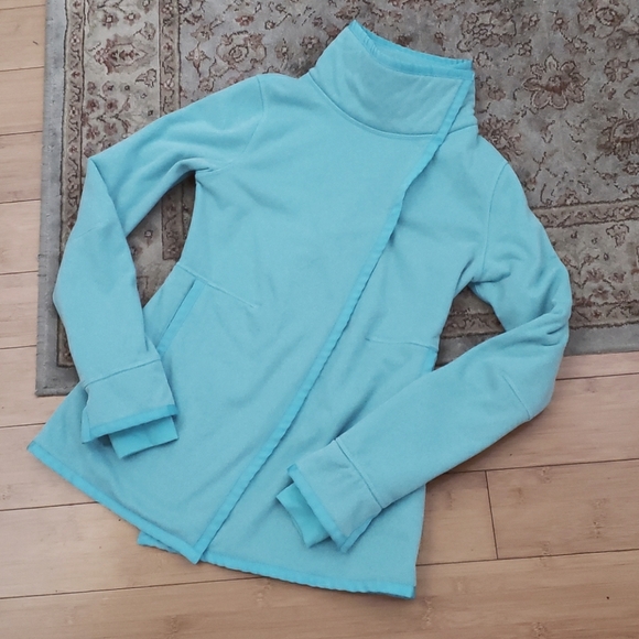 Ivivva Other - Ivivva Lululemon Big Business Wrap Buttoned Jacket